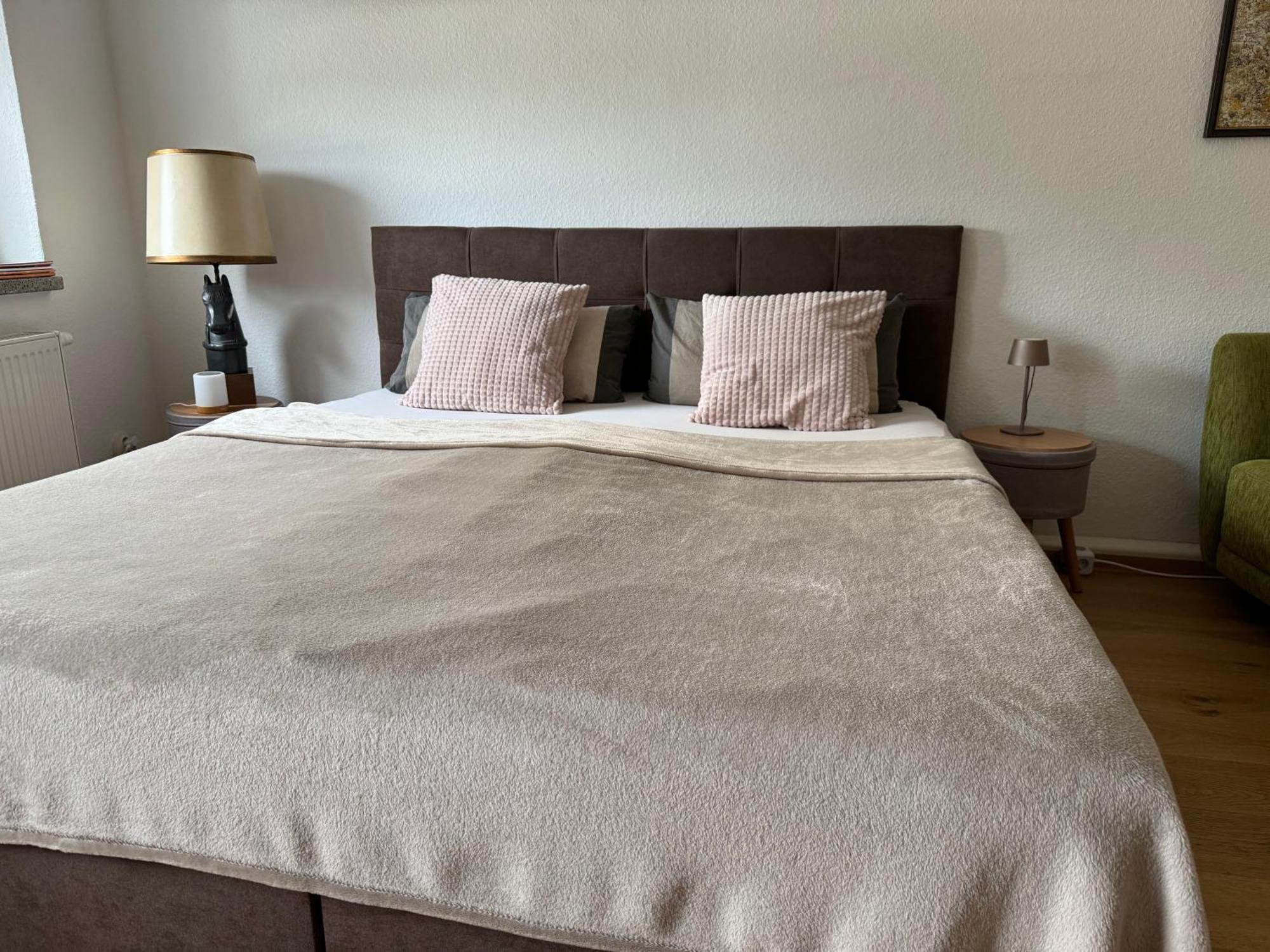 Schoene Ferienwohnung Mit Kostenlosem Parkplatz Cottbus Buitenkant foto